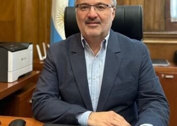 Gobierno despide a funcionario tras candidatura PRO en CABA