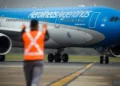 Trabajadores aeronáuticos adhieren al paro general del 10 de abril