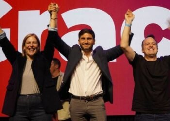 Tras Santa Fe, LLA enfrenta fuertes críticas internas