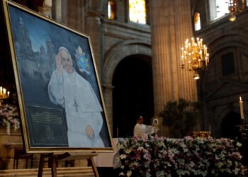 Vaticano: Los sueldos del Papa y la Curia al descubierto