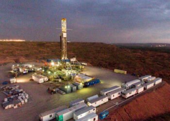 Gobierno y la obra de GNL de YPF