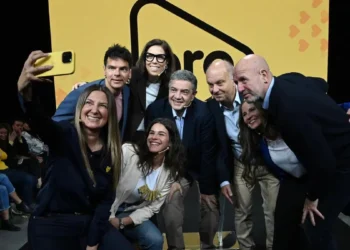 Jorge Macri prioriza el “cuidado” sobre la “motosierra”
