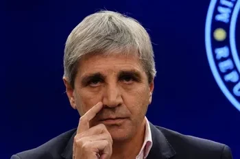Anuncios económicos: Caputo habla de los dólares
