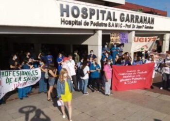 Estado reduce fondos: Impacto en salud.