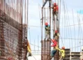 Salarios impulsan alza del 3,1% en construcción.