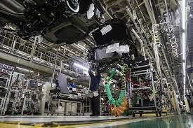 Suba del mercado del 50% en 2025, según CEO de Toyota.