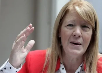 “Milei sancionando al Congreso es un disparate”, dice Stolbizer