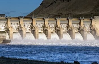 ENARSA: Gobierno convoca a concurso para vender hidroeléctricas