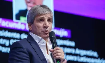 Caputo insiste en apretón: “Controlaremos los pesos”.