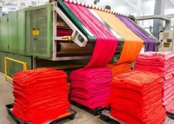 Textil ante crisis: Shein, Temu, algodón escaso, ventas caen.