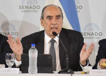Congreso: Francos enfrentará preguntas sobre $Libra y fentanilo.