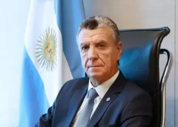 Grinman en la mira: veto presidencial en Consejo Américas.