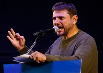 Milei, bajo fuego de Grabois