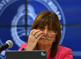 Kicillof, en la mira de Bullrich tras crimen.