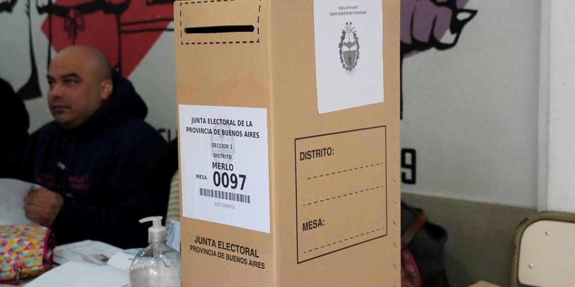 Las elecciones de desarrollaron con normalidad en merlo