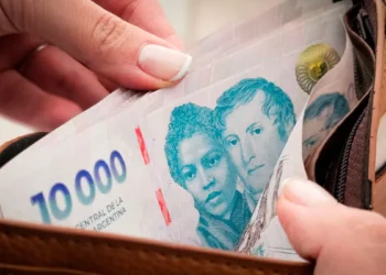 Informe UBA: Salario mínimo, el más bajo en 22 años.
