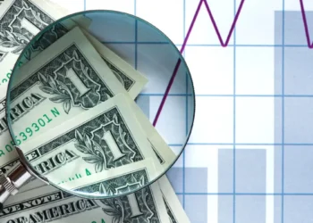 Afloja el dólar: Menos presión en el oficial y mayorista.