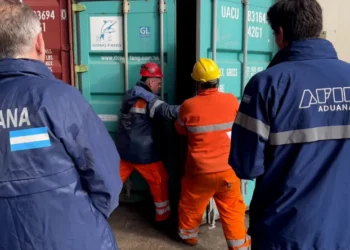 Extienden el valor del ‘documento firmado’ en trámites aduaneros.