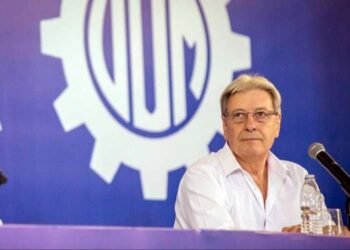 La UOM pacta salarios: Hay aumentos más bonificaciones.
