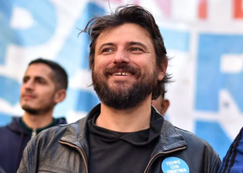 Juan Grabois denuncia a Milei por la SIDE.