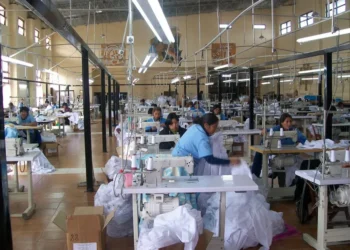 Debate textil: importación impulsa caída de precios, sin efecto en ventas.