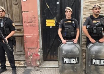 El Gobierno presenta un paquete de reformas: expropiaciones, desalojos de ocupantes y venta de tierras a extranjeros