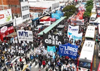 El Gobierno cumplirá con el pago del Salario Social Complementario en mayo tras un fallo judicial