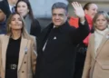 Jorge Macri lidera el izamiento de la bandera en Plaza de Mayo