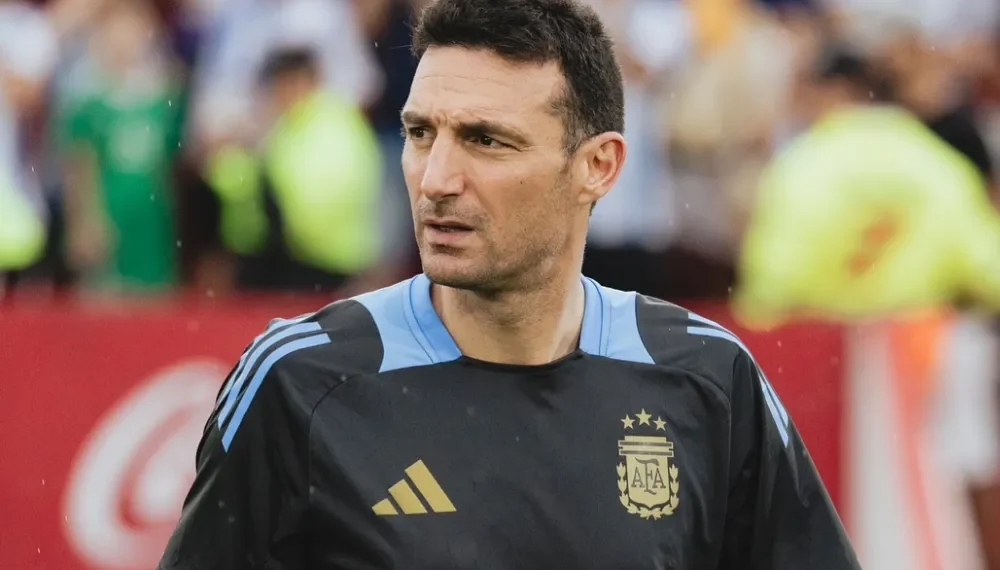 Scaloni enfrenta un dilema defensivo a pocos días del Mundial 2026: las opciones ante las lesiones