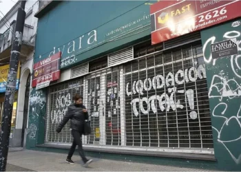 Incremento del 30% en locales vacíos en Buenos Aires