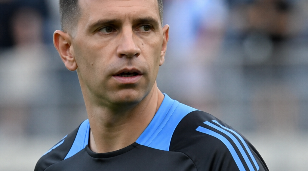 Emiliano Dibu Martínez comparte sus sentimientos tras su regreso a los entrenamientos con Argentina