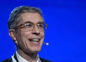 Un economista cercano a Javier Milei respalda la estrategia económica: “Los sectores que pierden beneficios hacen ruido”