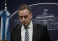 El PJ considera que la situación de Adorni desgasta al Gobierno pero no favorece a la oposición
