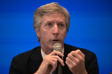 El Banco Central frena las compras de dólares ante el repunte de la divisa