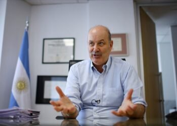 Sturzenegger apoya la reforma de la ley de Sociedades: ‘No hay razón para dudar de la seguridad de la inteligencia artificial’