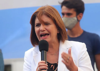Patricia Bullrich se pronunció sobre la renuncia de Manuel Adorni: “Genera un nuevo aire para el Gobierno”