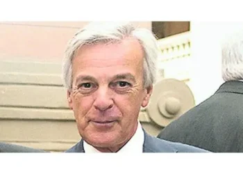 El Gobierno convoca a concursar la vacante del camarista Irurzun y busca completar un tribunal fundamental