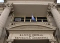 La brecha récord en tasas de préstamos y plazos fijos afecta el acceso al crédito
