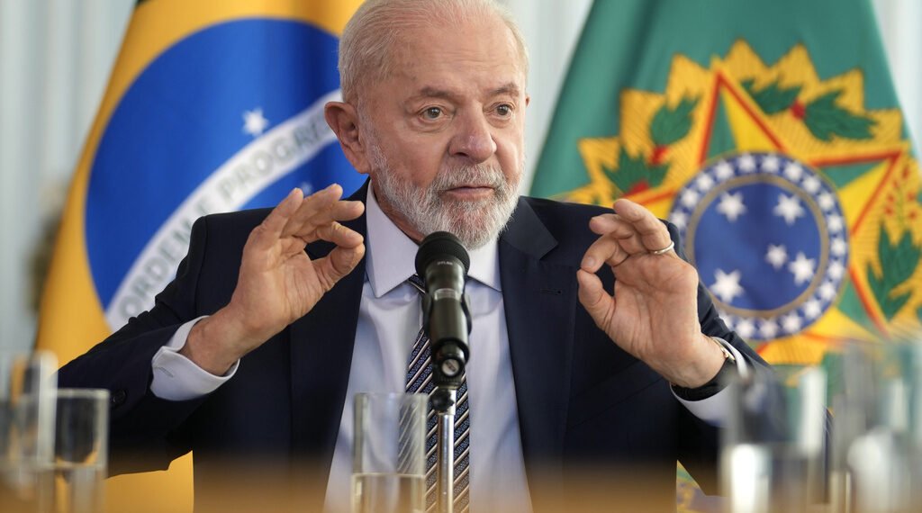 EEUU implementa un arancel del 25% a Brasil: Lula da Silva suaviza su postura mientras Trump intensifica su estrategia global