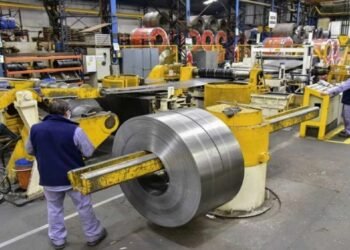 Un sector crucial de la industria enfrenta desafíos: caída en junio y operativo al 40% de su capacidad