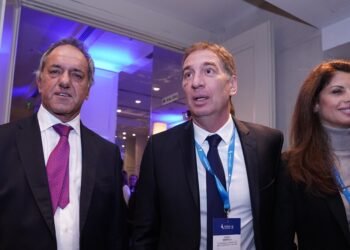 Reestructuración en el Gobierno: Un colaborador de Mauricio Macri podría dejar su puesto en Deportes y uno de Santiago Caputo se iría de Innovación