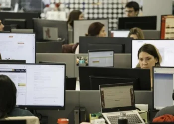 El Estado perdió más de 17.000 empleos en un año: la planta pública cayó un 6%