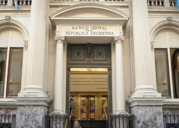 El Banco Central refuerza sus reservas internacionales para estabilizar el dólar
