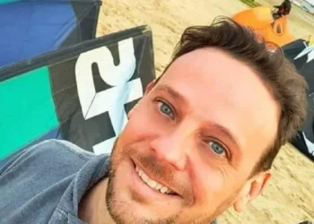 El último vuelo de Fernando Cappi, un apasionado del kitesurf: su novia grabó el momento trágico