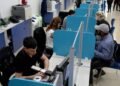 El Gobierno prepara cambios en la carrera del empleo público y busca negociar con los gremios