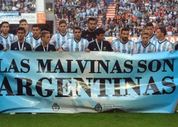La sanción impuesta a la selección argentina por la exhibición de la bandera de ‘Las Malvinas son Argentinas’ durante el Mundial