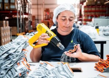 El Gobierno convocó al Consejo del Salario para definir un nuevo aumento del salario mínimo