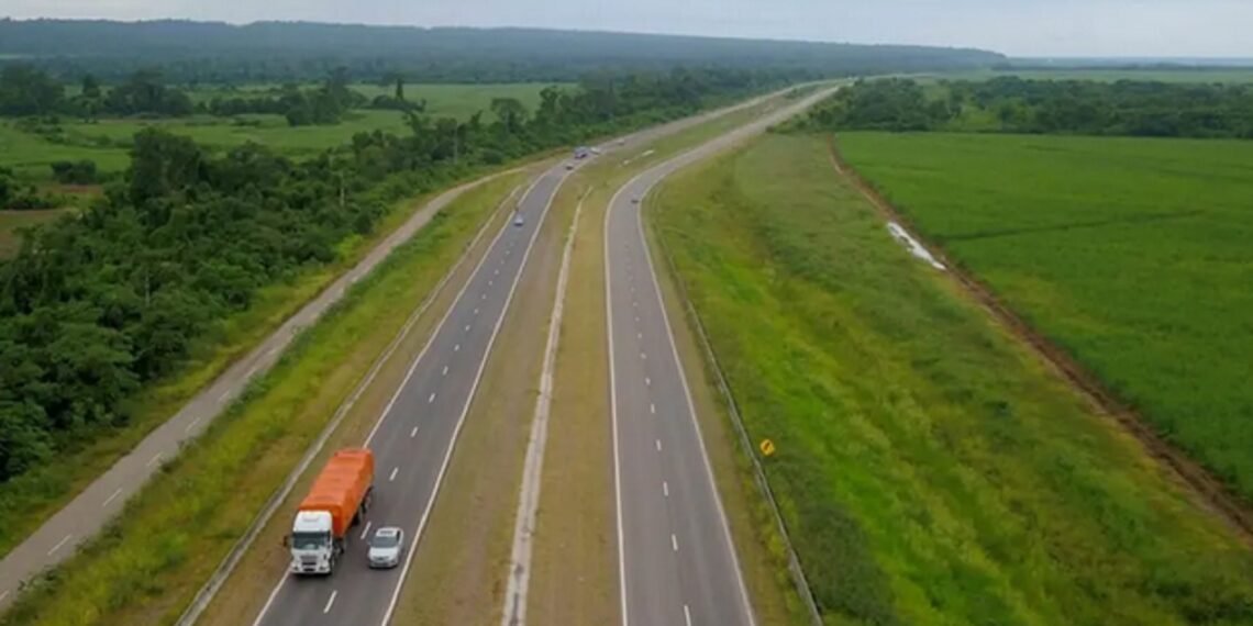 Avanza la privatización de Corredores Viales con la concesión de ocho tramos por 20 años