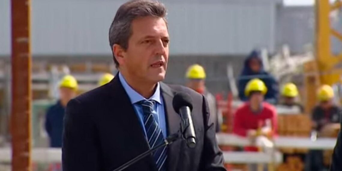 Massa reunió a intendentes y pidió unidad al peronismo para enfrentar a Milei