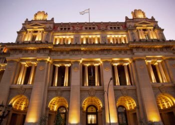 La Corte Suprema anuló una tasa municipal y fijó límites para el cobro de contribuciones por servicios